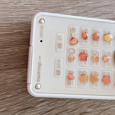 docomo Q-POT SH-04C white milk Japanese Flip Phone Limited Main