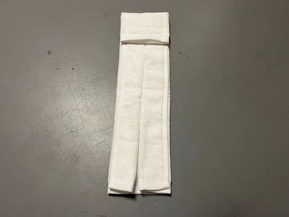 Equipo Auburn Tigers Emitido Blanco Jugador Exclusivo Toalla Juego Fútbol QB Foto 3 de 4