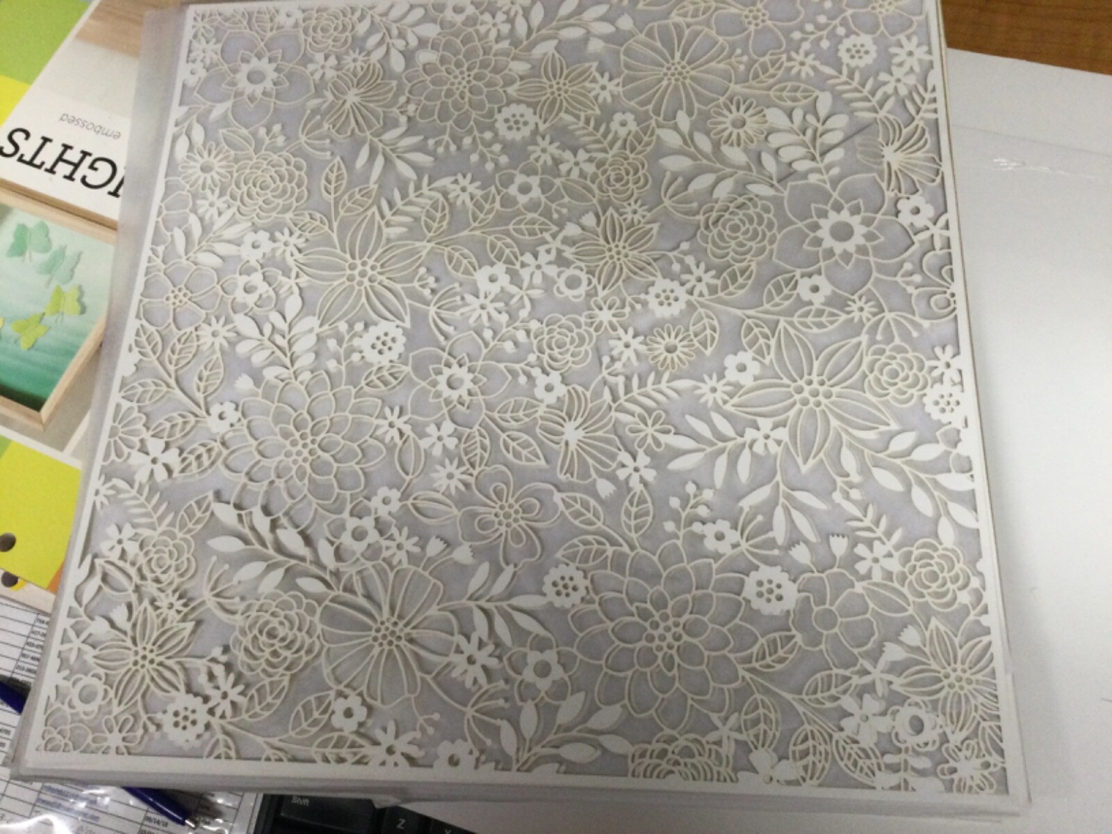 Stampin Up Beautiful Detailed Laser Cut speciality paper, 18 sheets