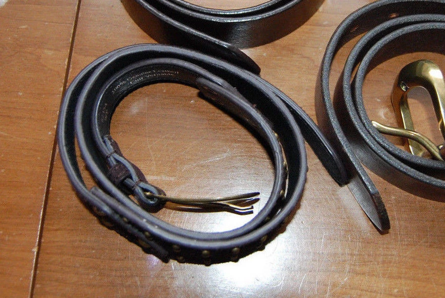 Cinturón de cuero marrón Anthropologie talla S pequeño tachonado ancho latón tachuelas gamuza Foto 4 de 4