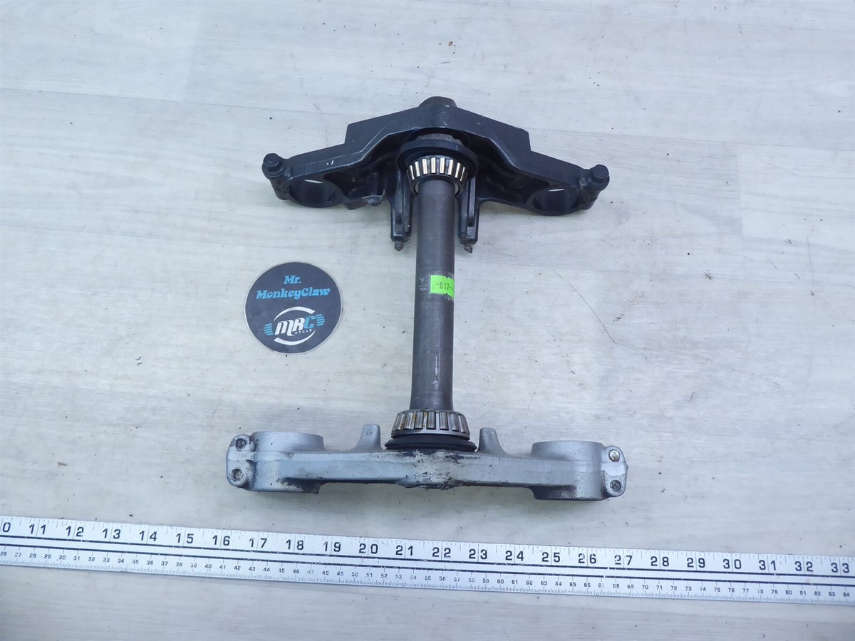 1988 Kawasaki ZX600 Ninja K817) triple tree steering stem