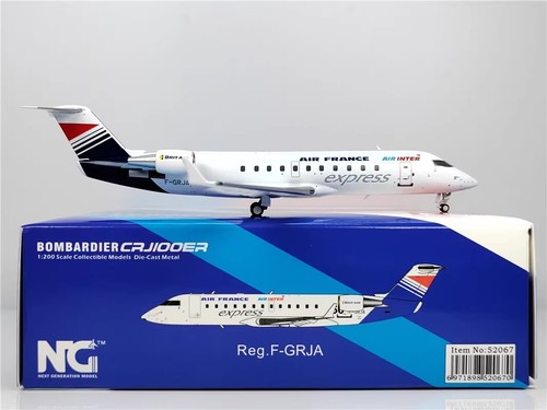 1:200 modelli ng NG52067 Air France Express Bombardier CRJ100ER F-GRJA - Foto 4 di 8