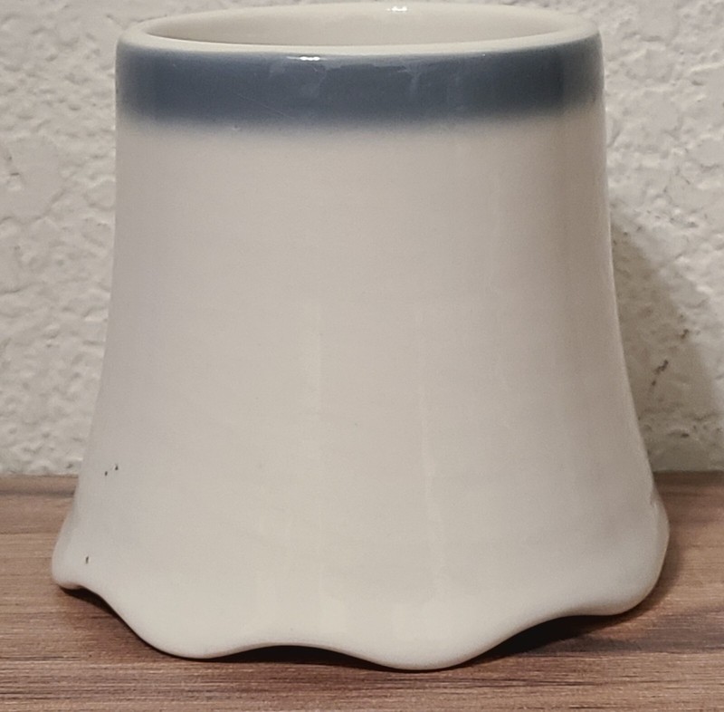SUGAR BOWL  MARKED WALKER CHINA
