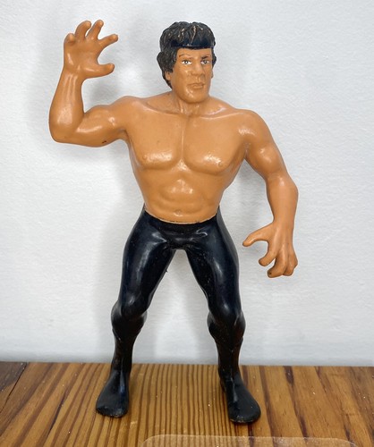 Ricky The Dragon Steamboat 1986 WWF LJN Titan Spor...