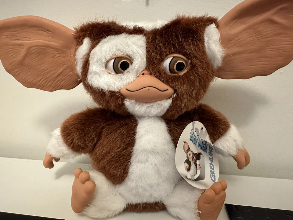 Плюшевая говорящая штуковина Gremlins Gizmo Loves You Puzzle With Neca - Изображение 2 из 4