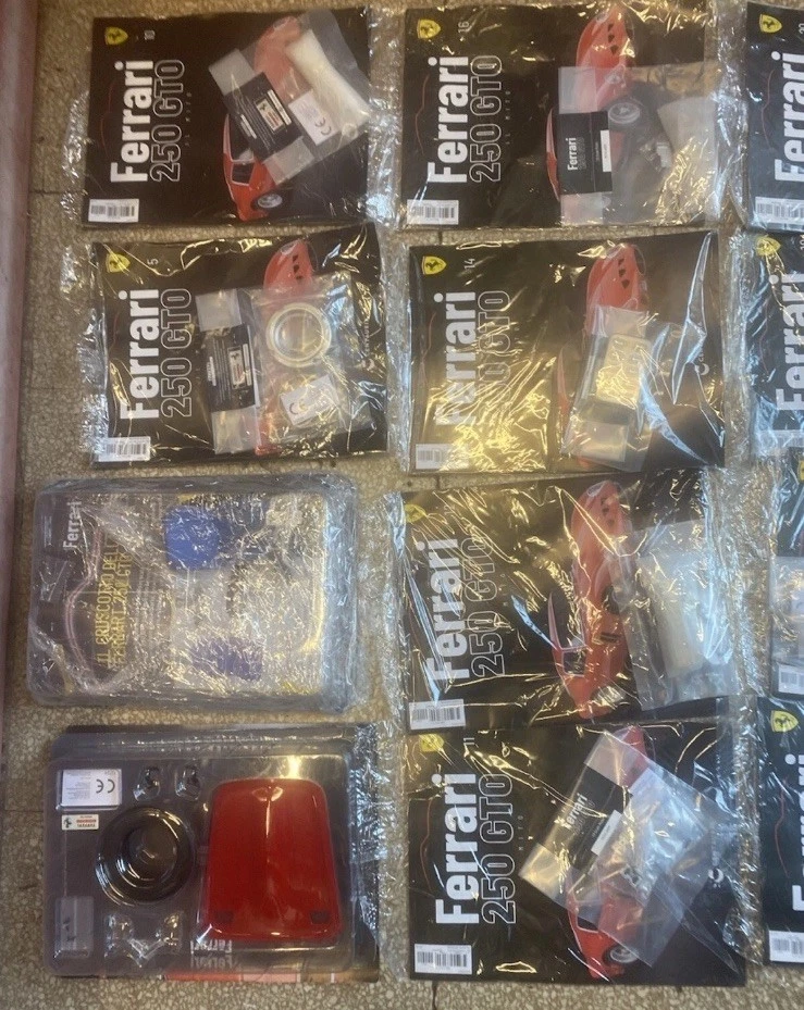FERRARI 250 GTO IL MITO 1/8 CENTAURIA.Lotto 16 Uscite Nuove In Blister - Immagine 2 di 4