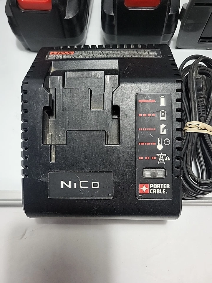 Porter Cable 18v Tool Set Lot Of 4 Charger Bag And 2 Batteries Tested Working - Image 3 of 4