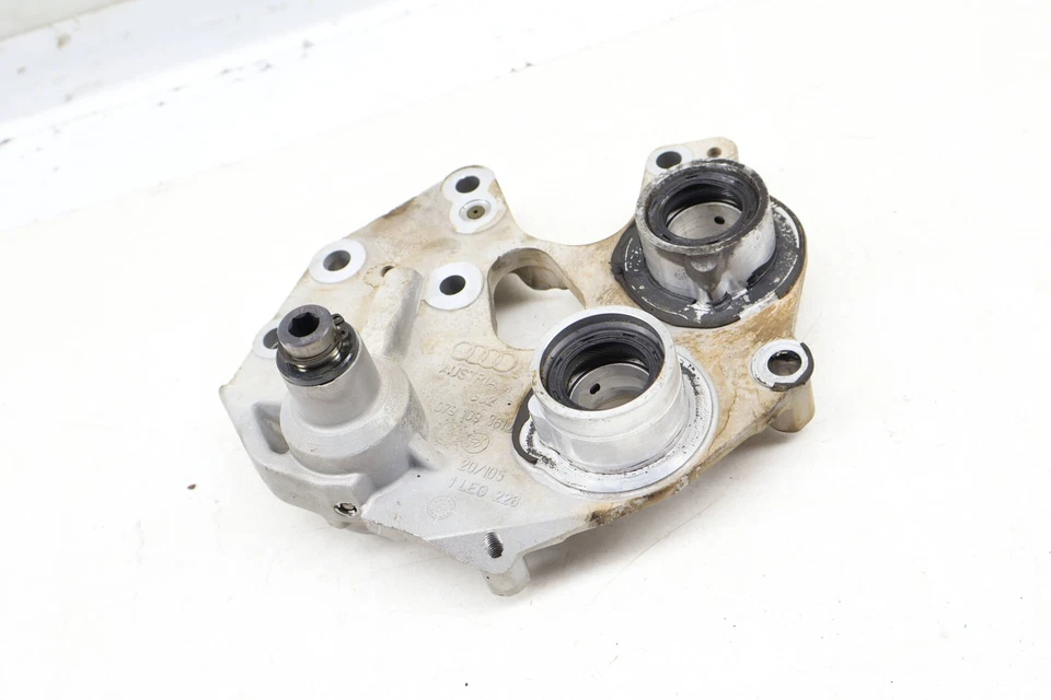 AUDI S4 2004-2006 4,2 L - BOMBA DE ACEITE DEL MOTOR / AIRE ACONDICIONADO / ENGRANAJE DE DIRECCIÓN / UNIDAD DE ACCIONAMIENTO Foto 2 de 4