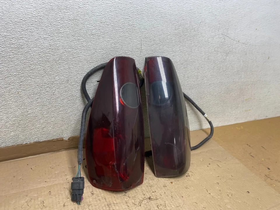 Juego de luces traseras izquierda+derecha Chevrolet Colorado GMC Canyon 2004 a 2012 U6512 DW Foto 3 de 4