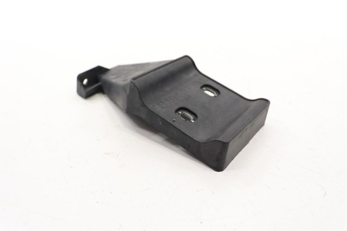 2017 - 2019 MERCEDES GLS450 X166 REAR BUMPER RIGHT MOUNT BRACKET OEM A1668804600 - Picture 2 of 11