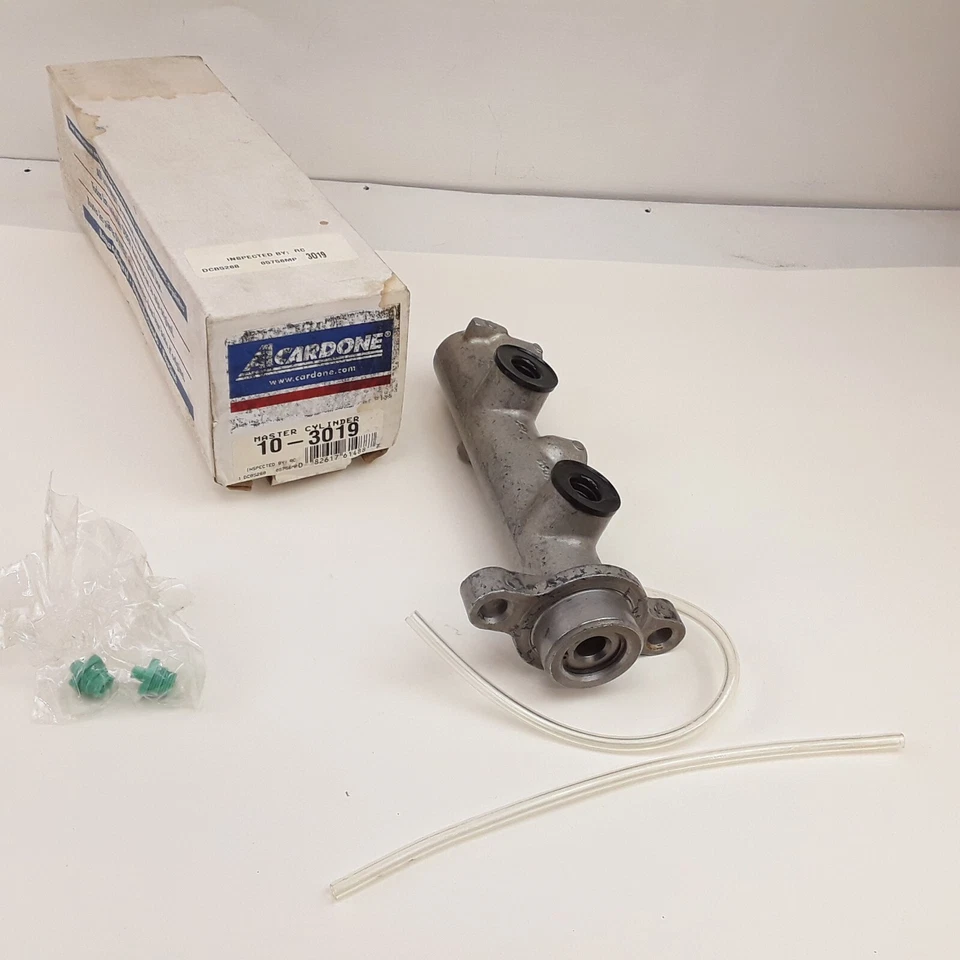 Cardone 10-3019 Brake Master Cylinder Reman para 1999-2004 Ford Mustang - Imagem 3 de 4