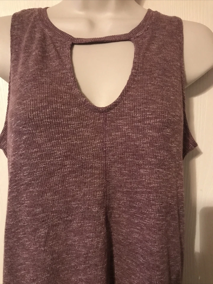 Maurices 24/7 ребристый фиолетовый без рукавов замочная скважина Майка женщин SZ S Activewear - Изображение 2 из 4