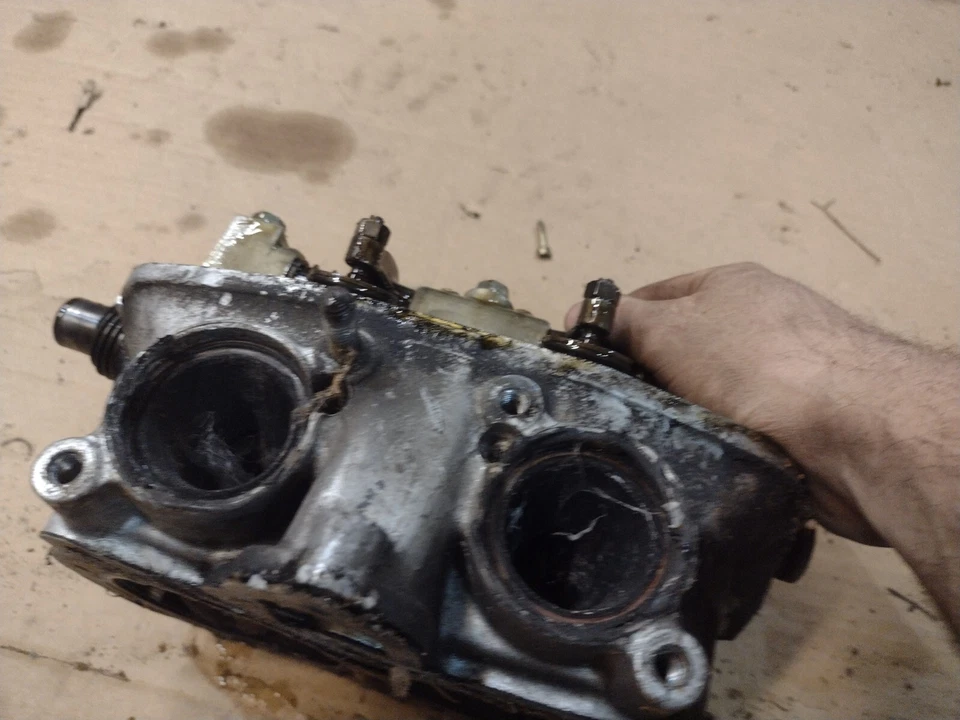 Honda Goldwing Gl1100 1980 culata derecha Foto 3 de 4