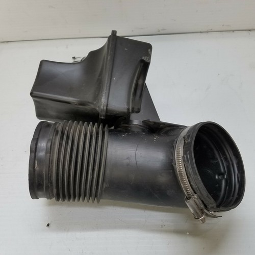 2009-2011 BMW 328I Air Intake Rubber Duct Hose Tube Oem 7536004 - Picture 4 of 4