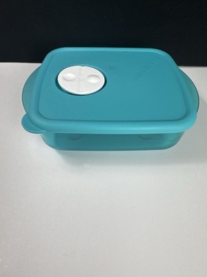 Tupperware Rock N Serve 550ml Aqua Blue Microwave Container