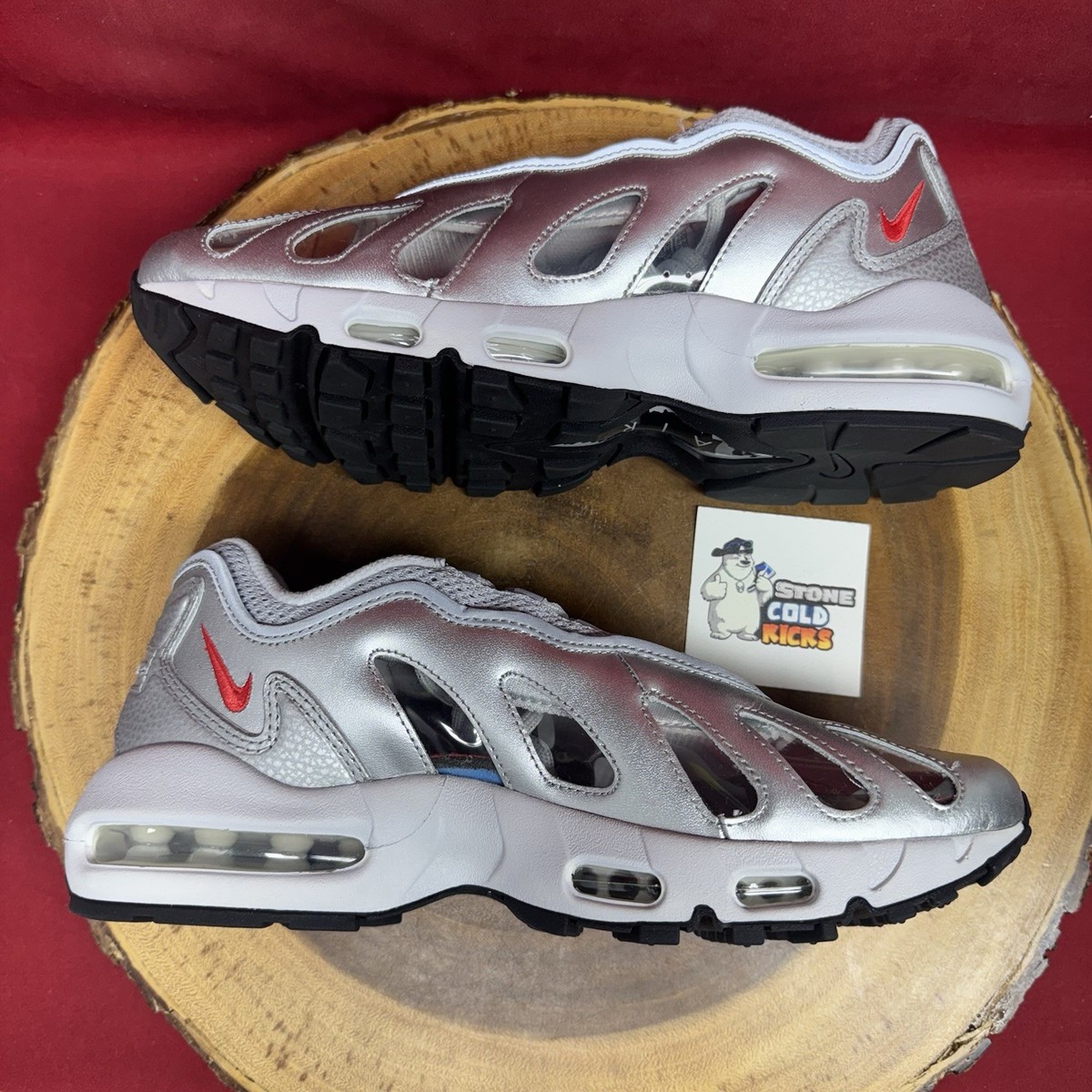 Nike Air Max 96 x Supreme Metallic Silver CV7652 001 Size 8 95 270