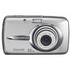 Olympus Stylus 600 Digital Camera 6MP  Tested  Working  Charger  USB Cable