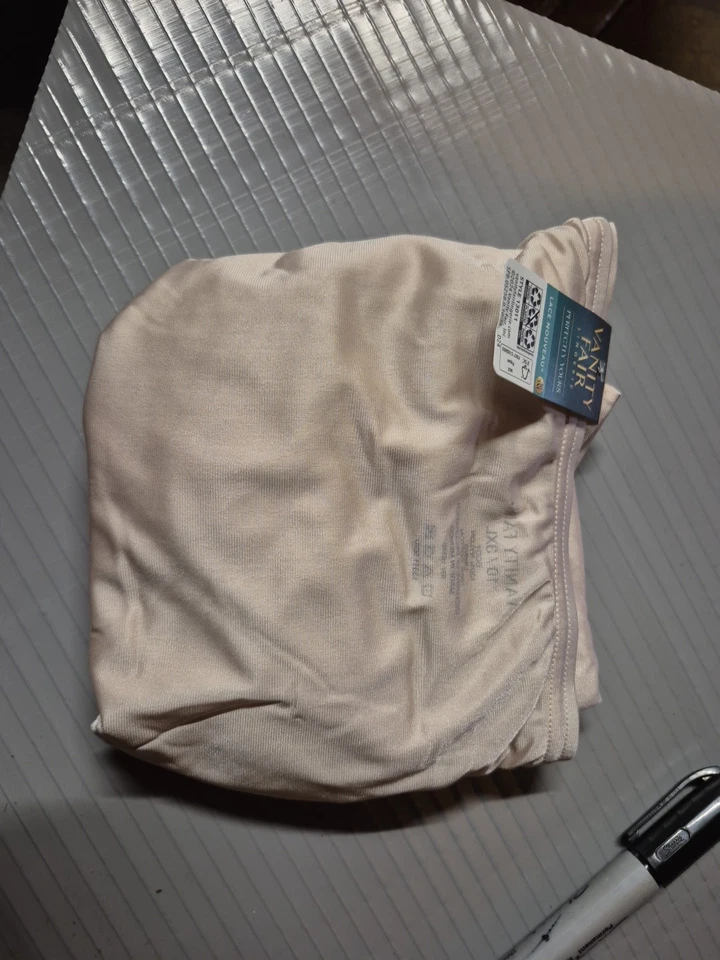 6 Pairs Vanity Fair Briefs 10/3xl Tan - Image 2 of 4