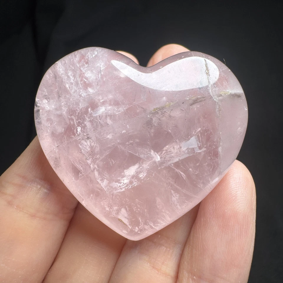 4.2cm Natural Rose Quartz Heart Carving, Hand-carved, Untreated-32 - Image 2 of 4