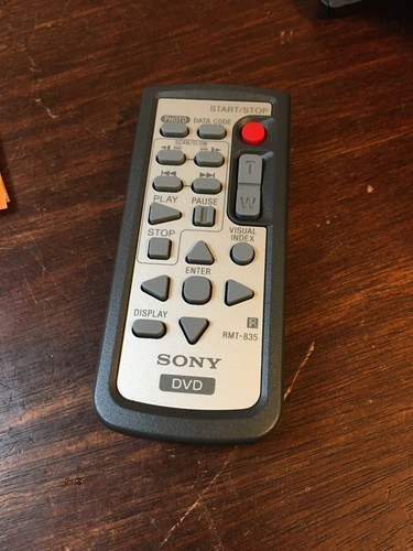 Sony Handycam DCR-DVD301 Complete w box & Manual & Accessories needs new battery - Picture 9 of 16