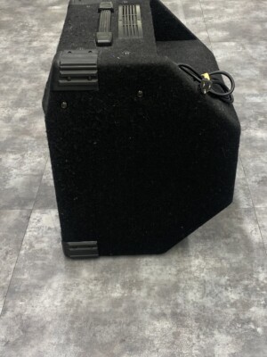 BEHRINGER BXL900A 90W, 2-channel 1 x 12