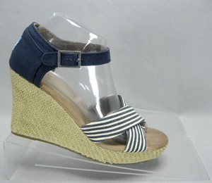 toms navy wedges