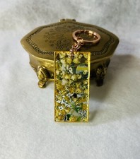 Handcrafted White Dried Flowers Resin Rose Plated Key Chain