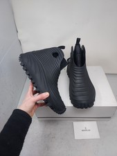 Moncler MENS EU 41 US 8 MENS New Black Acqua ...