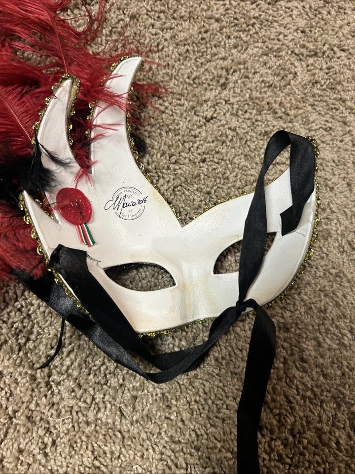 Masquerade Venetian Mask Hand Painted In Italy Made For Pier One Bling Gold - Image 4 of 4