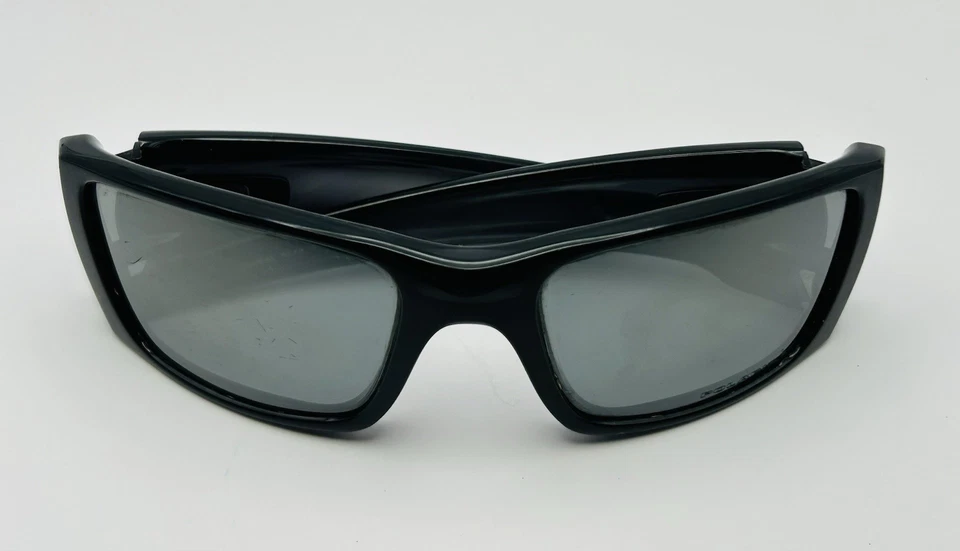 GAFAS DE SOL POLARIZADAS OAKLEY FUEL CELL PULIDAS TINTA NEGRA IRIDIO Foto 3 de 4
