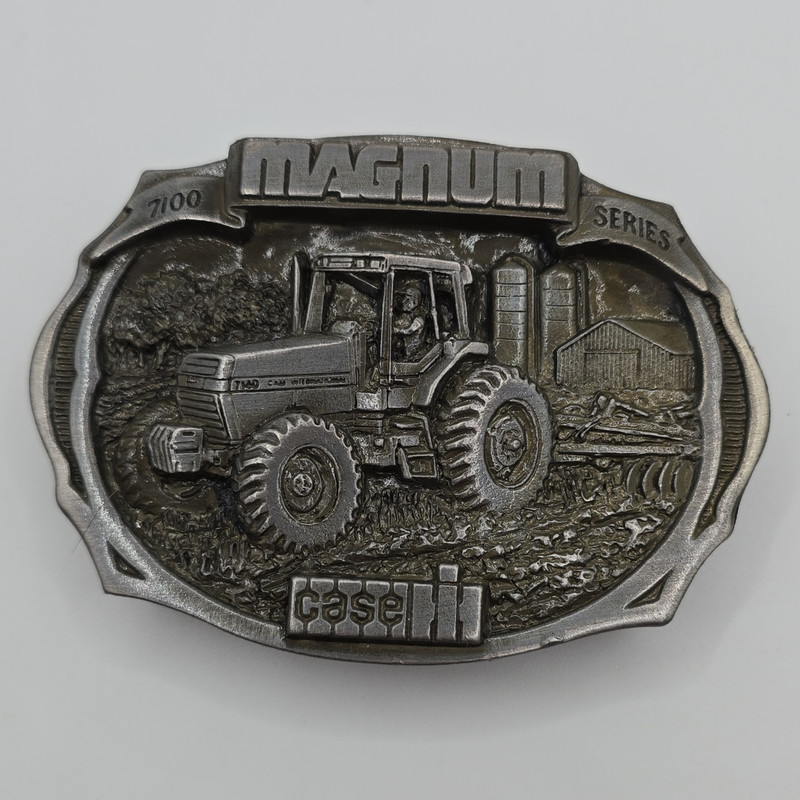 Case IH Magnum Series 7100 Tractor Agriculture Belt Buckle Silver