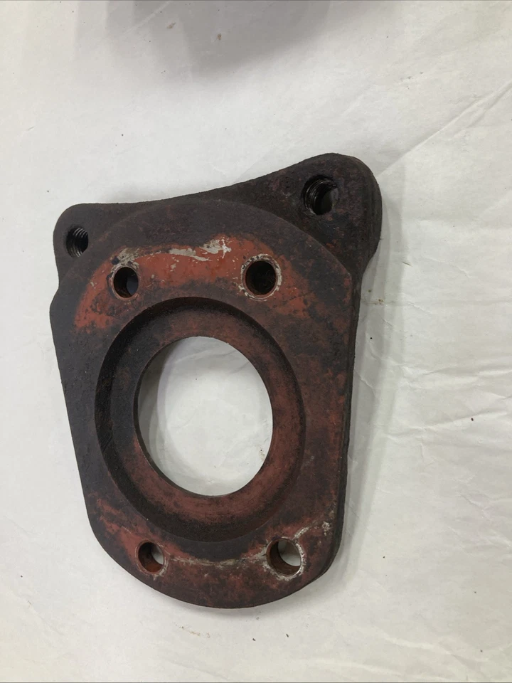 Volvo 122 1800 Front Brake Calipers Girling 3 Piston & Mounting Plates Foto 4 de 4