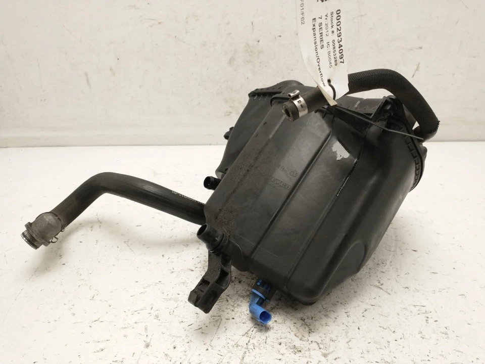  7 SERIES EXPANSION TANK  Diesel Saloon 17137647283 08-15 BMW - Image 2 of 4