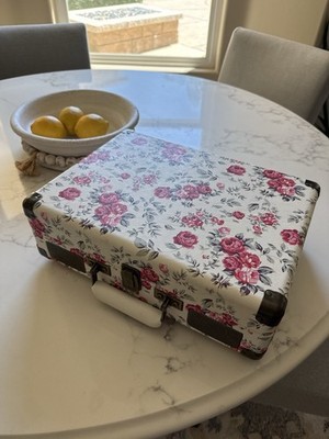 Crosley Cruiser Deluxe Bluetooth Portable Floral Record Player White Pink