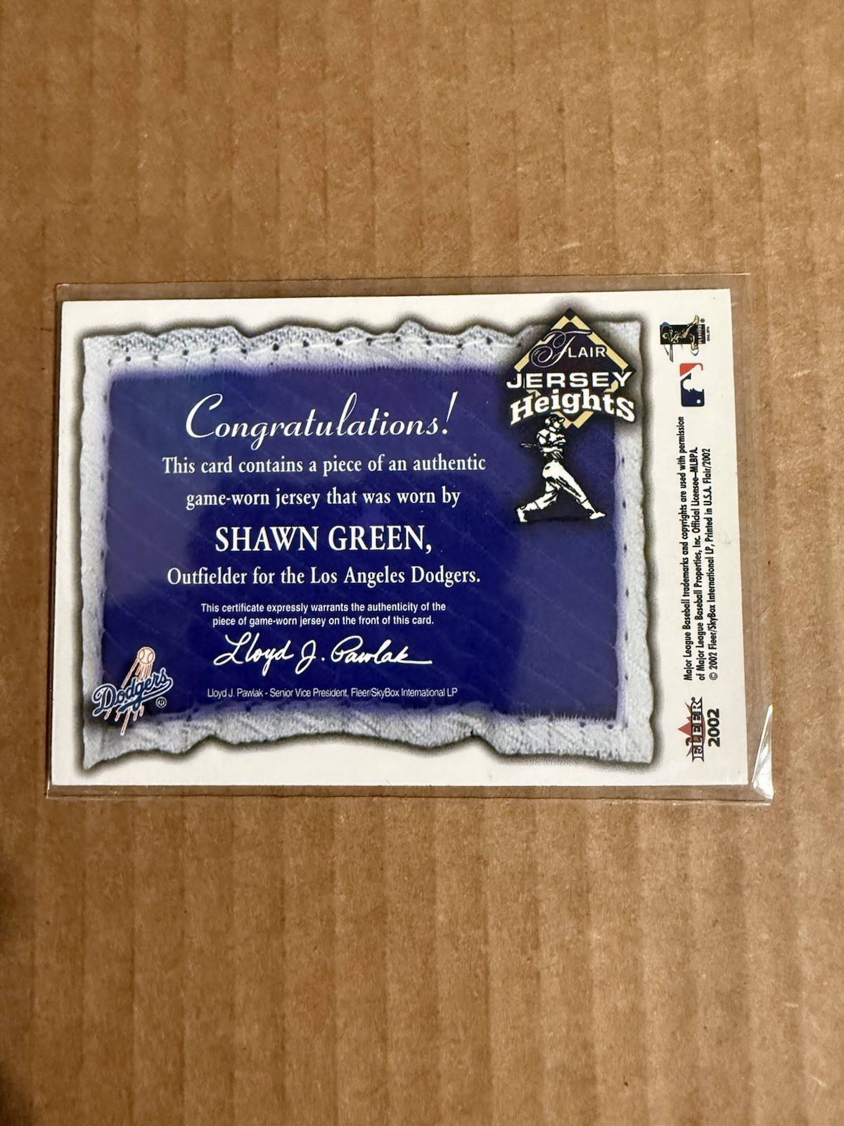 2002 Flair - Jersey Heights Shawn Green Game used Memorabilia Card LA Dodgers view 2