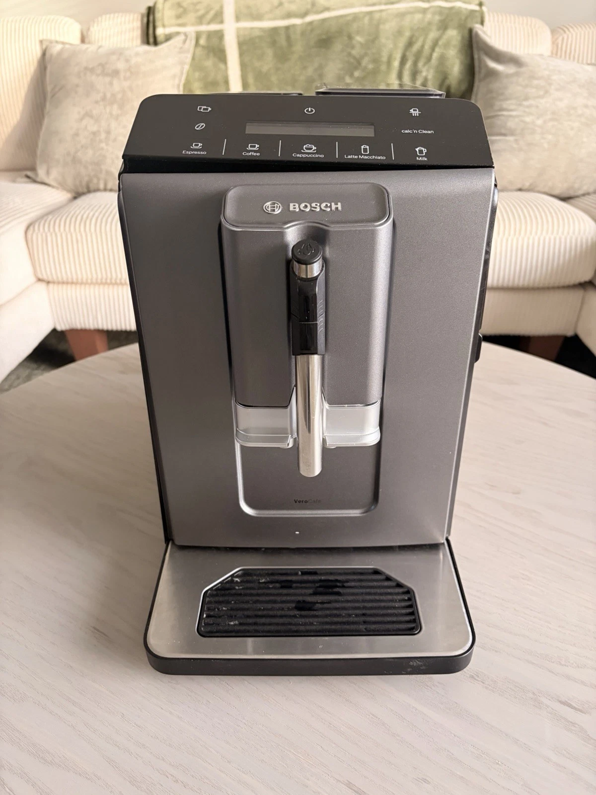 Bosch 300 Series Fully Automatic Espresso&Coffee Machine One Touch w Frother