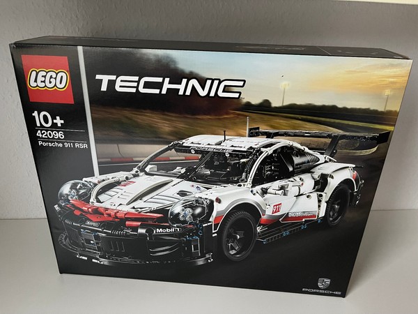 Lego Technic: Porsche 911 Rsr (42096) - New - Sealed Box - Good Condition-image