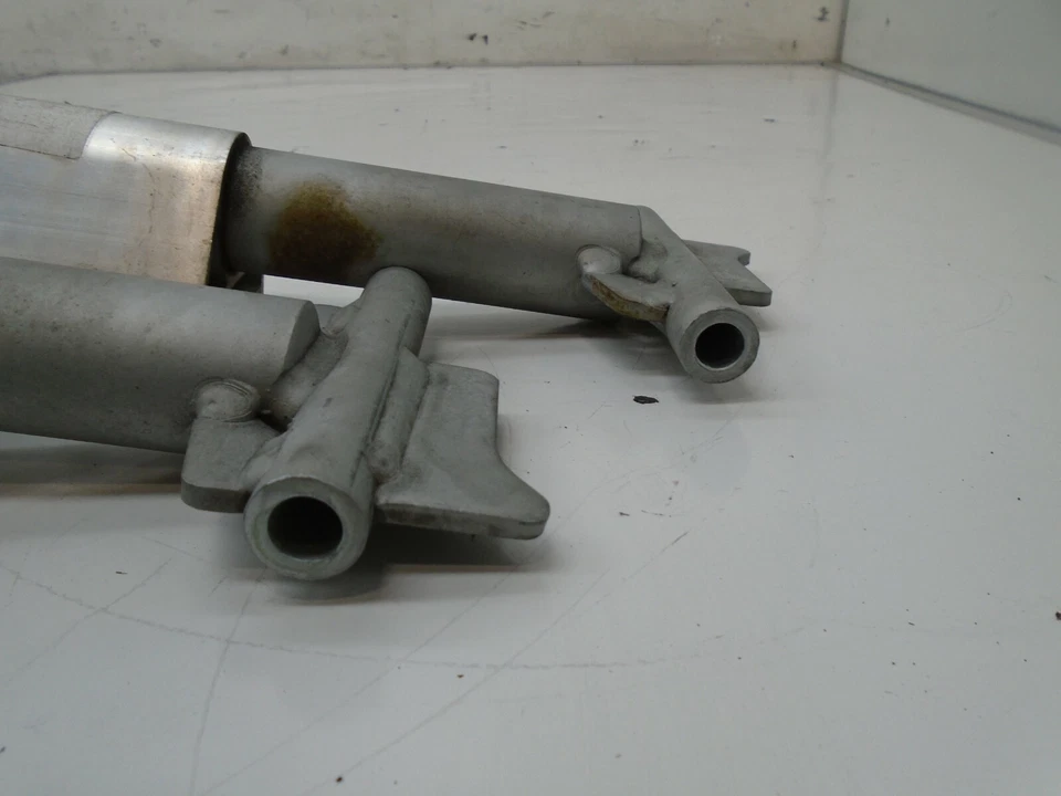 Juego de amortiguadores parachoques trasero izquierdo derecho AUDI A4 Quattro 2005-2008 OEM YD912130 Foto 4 de 4