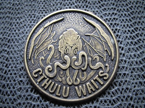 CTHULU WAITS BELT BUCKLE! VINTAGE! RARE!  MADE IN USA! H. P. LOVECRAFT! MYTHICAL