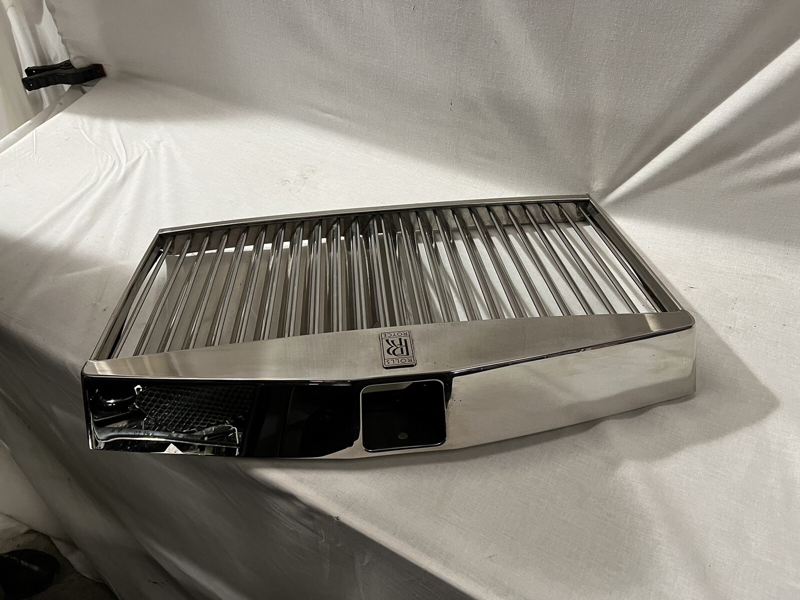 96-99 Rolls Royce Silver Spur Grille Disappear Lady Small Ripple In Vane See Pic