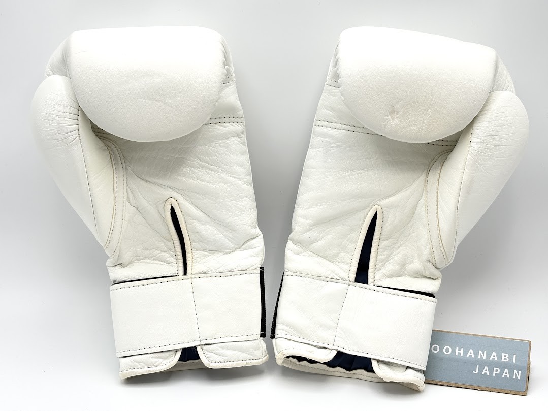 Winning Boxing Gloves 14oz MS-500B White Tape Type Professional