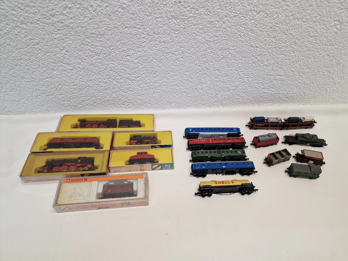 Arnold N 9 mm Rapido Eisenbahn  Konvolut Loks / Waggons 17-tlg. Set ungeprüft