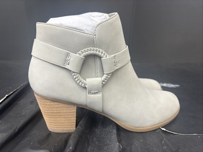 DV Dolce Vita Cobbler Block Heeled Booties Women's Size 9 Gray NWOB