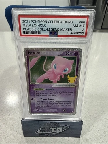 Mew ex 88/92 Celebrations: Classic Collection Holo PSA8