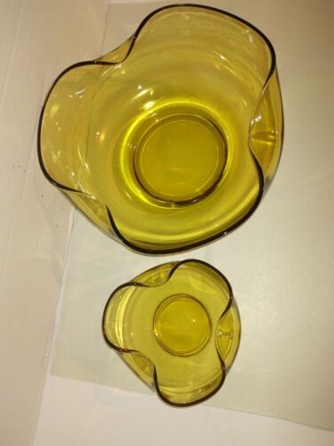 Vintage Anchor Hocking Amber Glass Chip & Dip Bowl Set Tri Fold MCM Pinched - Picture 2 of 12
