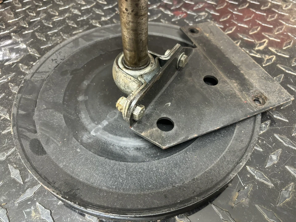 Placa de fricción soplador de nieve Toro 38080 824 con eje de polea 20-1550, 22-793 [76] Foto 4 de 4