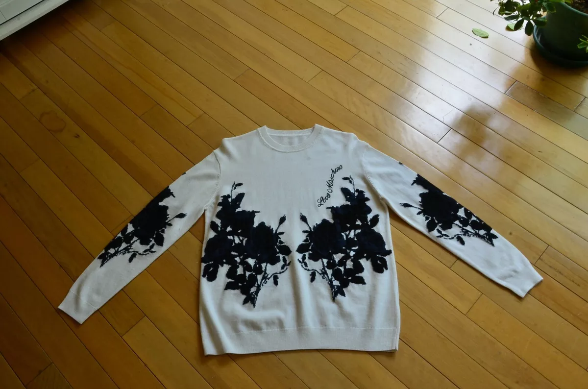 Love moschino rose jumper sale