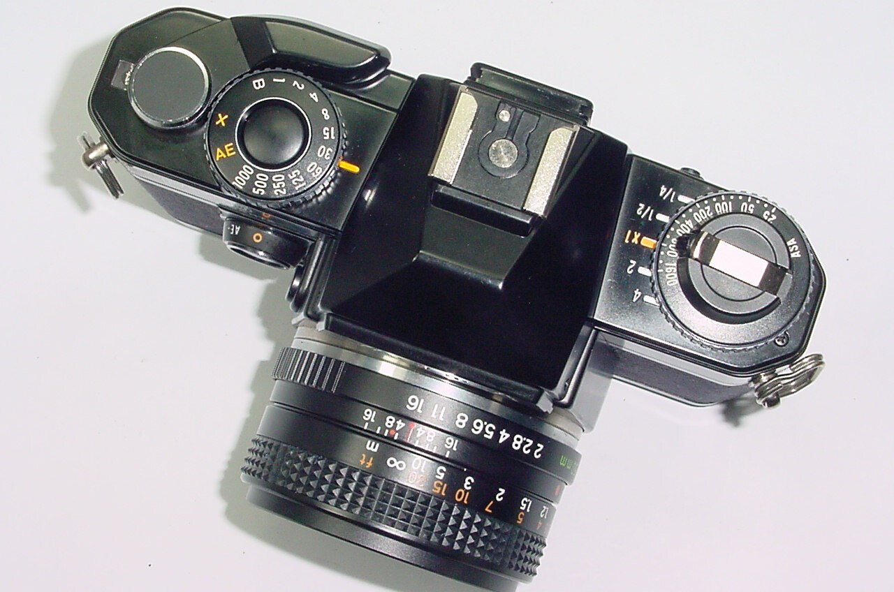 Yashica FX-D Quarz manuelle Spiegelreflexkamera 35 mm Film mit Objektiv 50 mm f/2 ml – schwarz - Bild 3 von 6