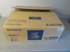 SONY SLV-R1000 VIDEO CASSETTE RECORDER SVHS REMOTE / BOX MADE IN JAPAN TESTED