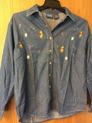 Winnie The Pooh. Disney Denim Button 